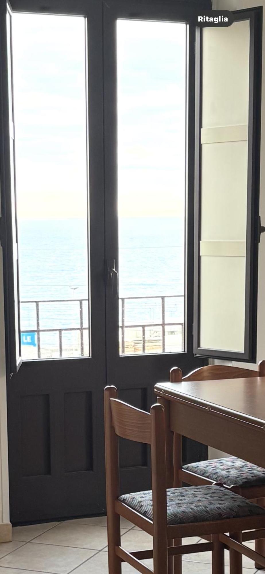 קטאניה Sea View Apartment מראה חיצוני תמונה