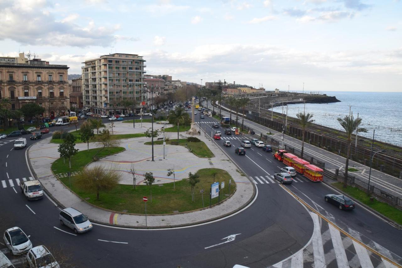 קטאניה Sea View Apartment מראה חיצוני תמונה